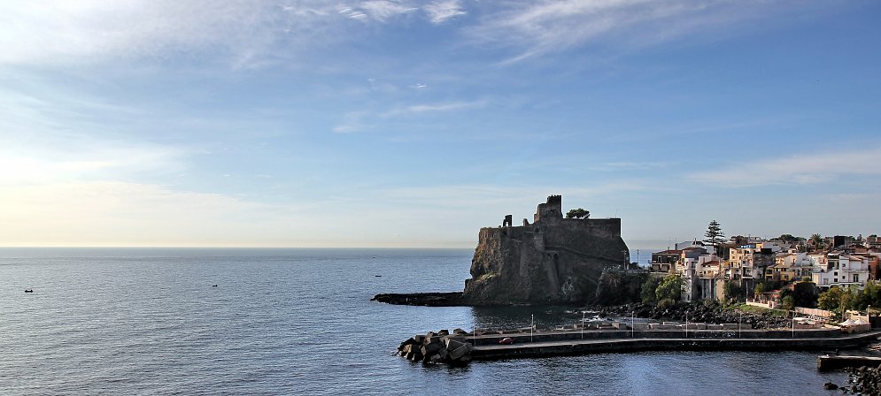 Burg am Meer Panorama